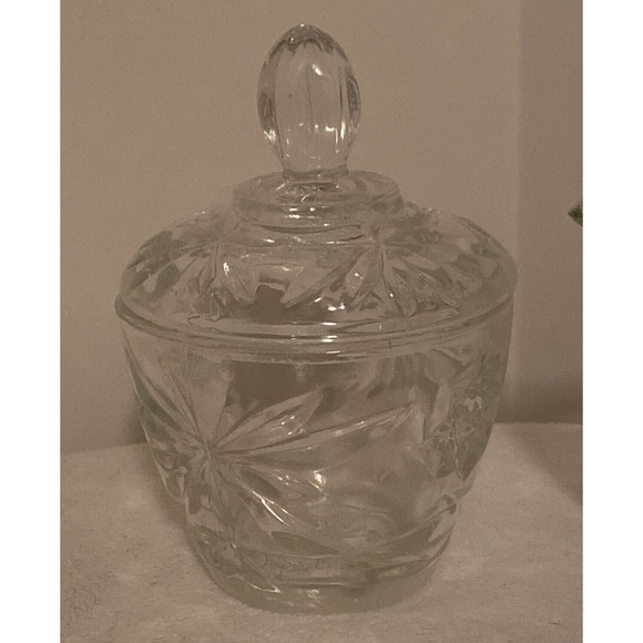 Vintage Anchor Hocking “Star of David” Creamer and Sugar Bowl with Lid - Picture 2 of 8